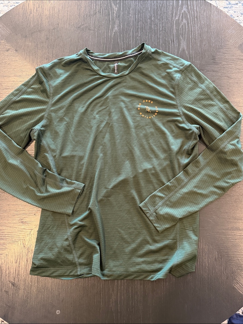 Ten Thousand Men's Long-Sleeve Performance tee